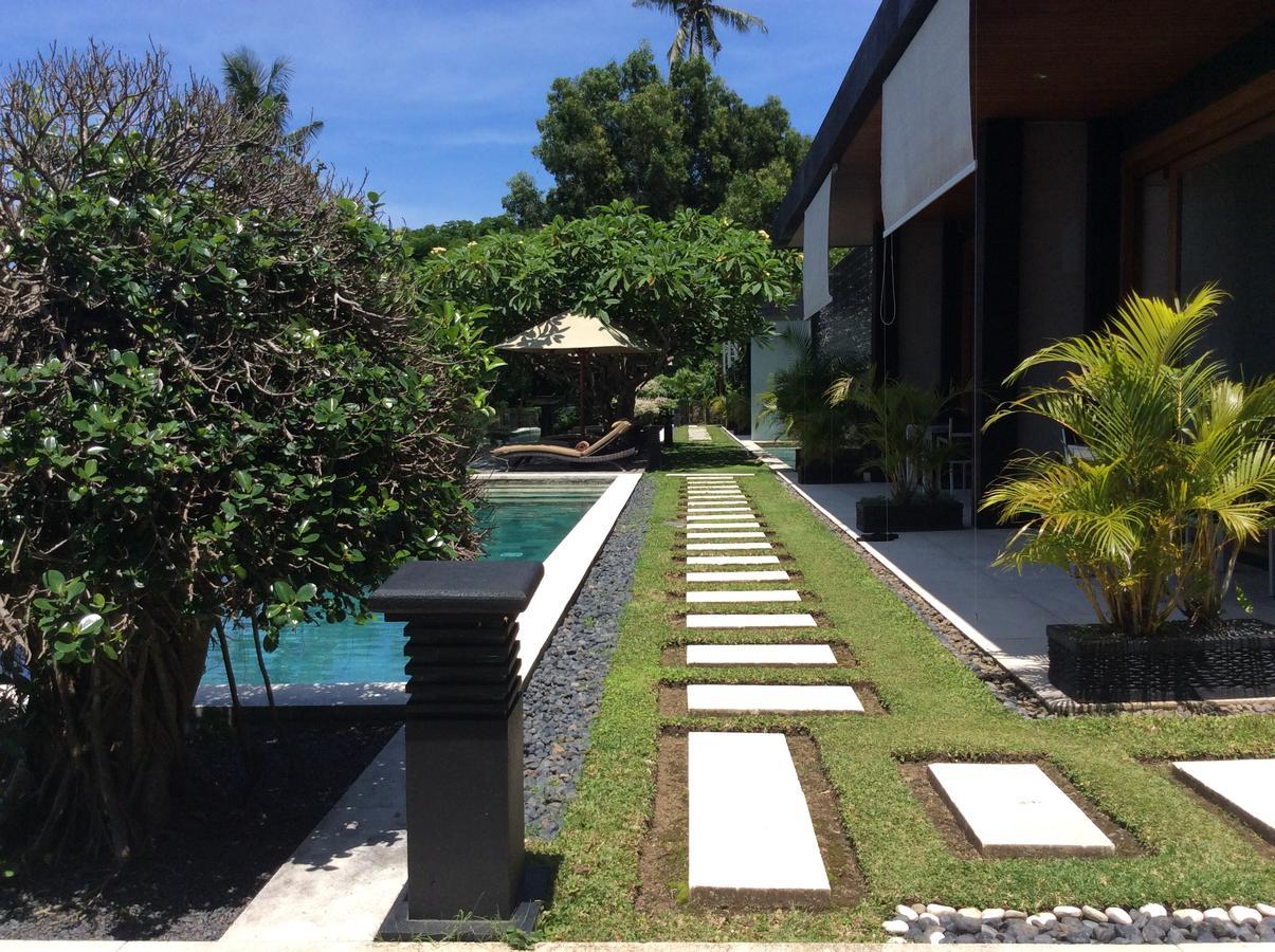 Hotel The Puncak Lombok Senggigi Exterior foto