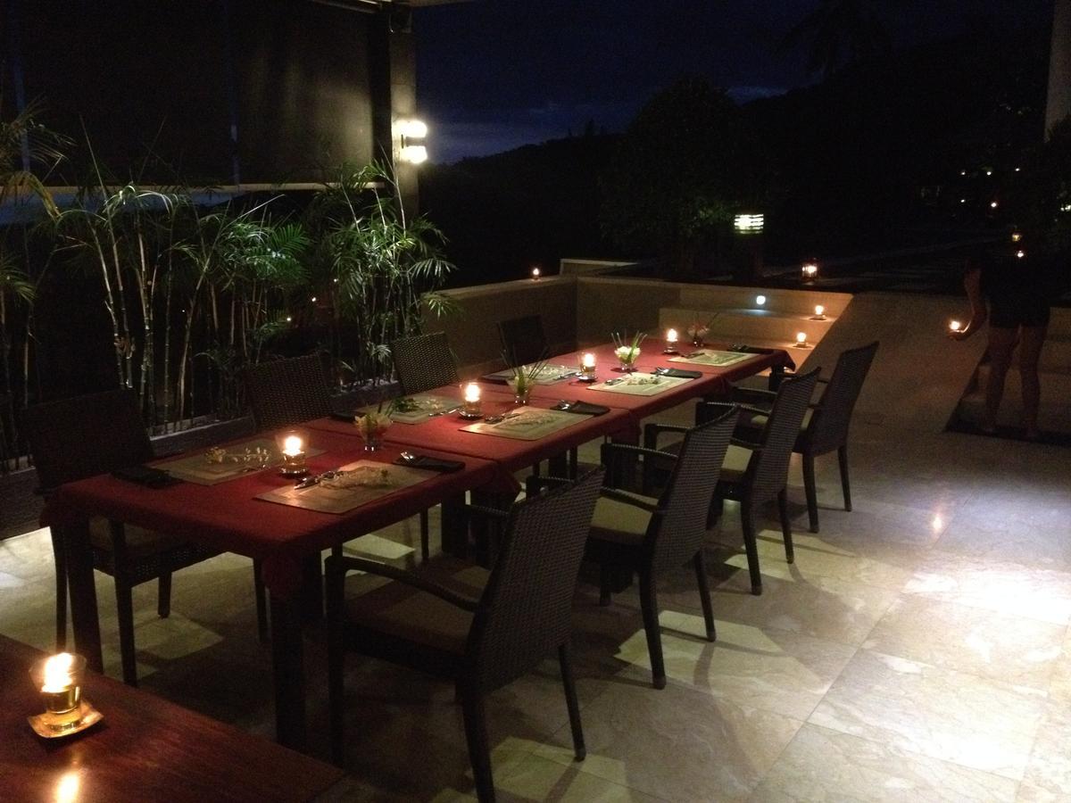Hotel The Puncak Lombok Senggigi Exterior foto