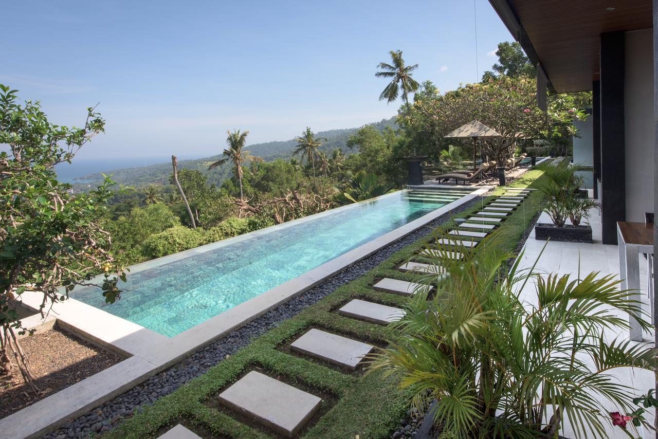 Hotel The Puncak Lombok Senggigi Exterior foto
